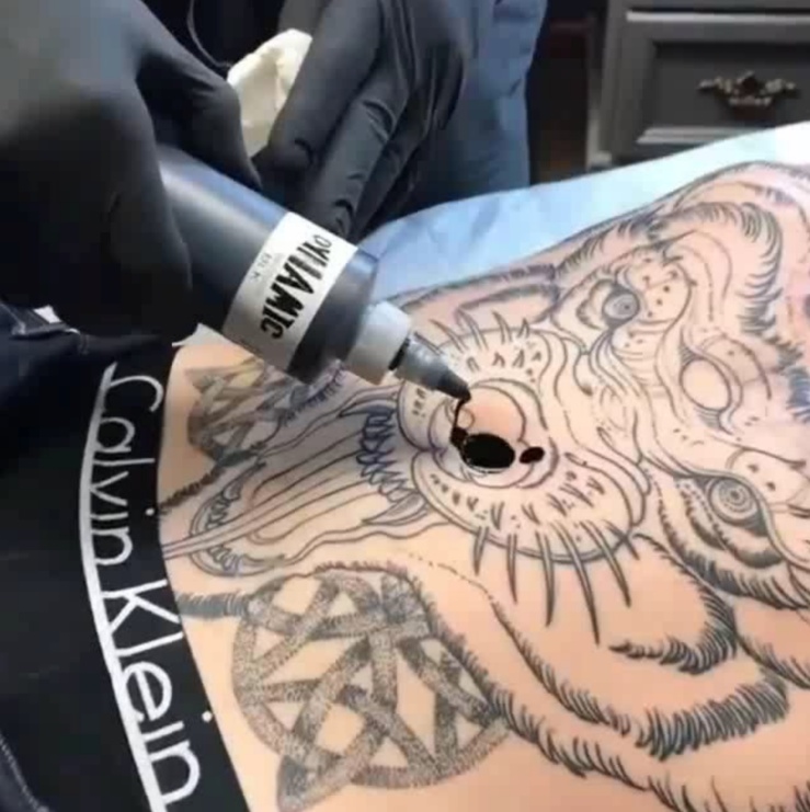 belly button tattoo